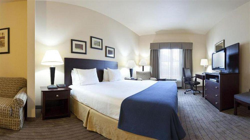 Holiday Inn Express Hotel & Suites Marshall By Ihg Dış mekan fotoğraf