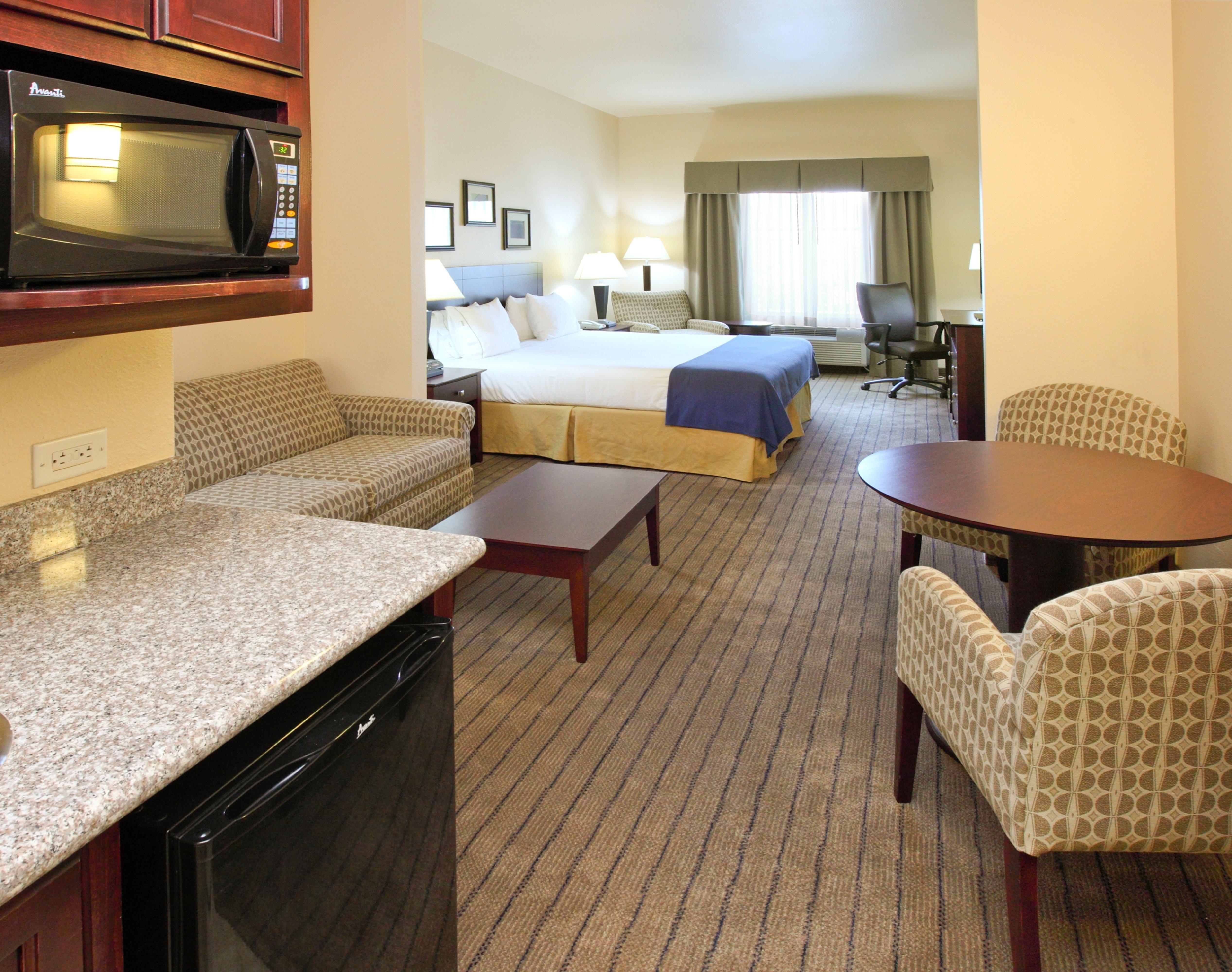 Holiday Inn Express Hotel & Suites Marshall By Ihg Dış mekan fotoğraf